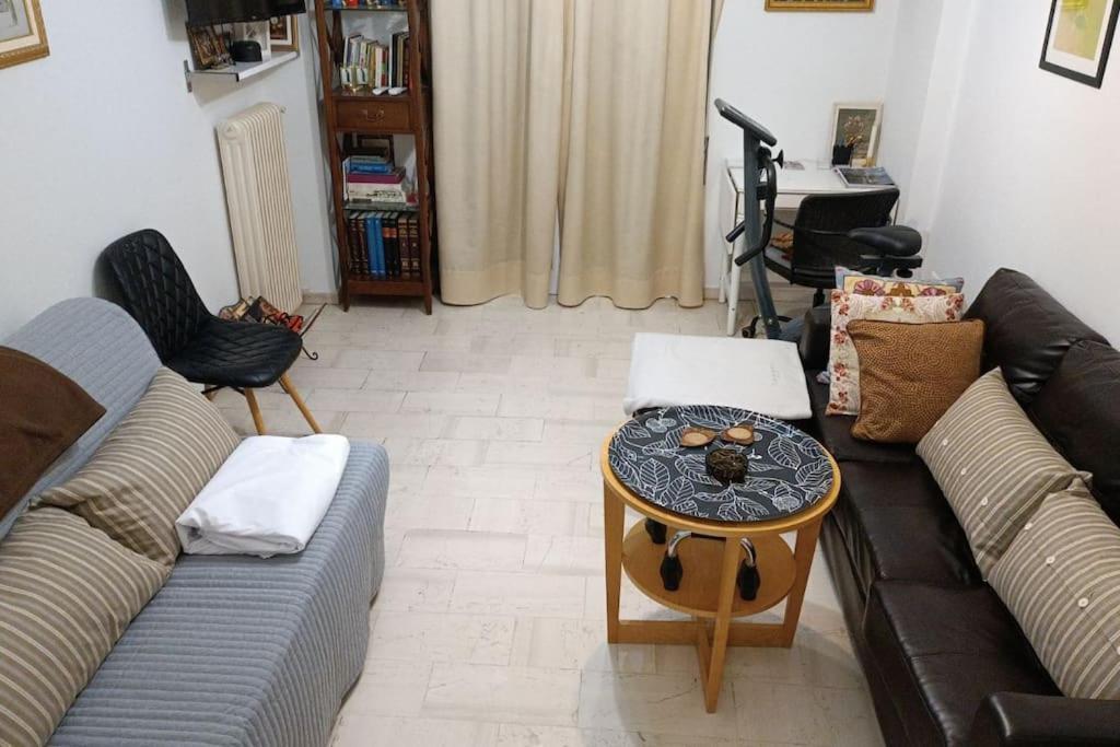 Hristo's In Apartment